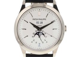 Patek Philippe Annual Calendar 5396G-011 (2021) - Zilver wijzerplaat 39mm Witgoud