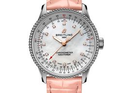 Breitling Navitimer A17395211A1P3 (2025) - Wit wijzerplaat 35mm Staal