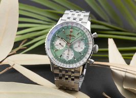 Breitling Navitimer AB0139211L1A1 (Unknown (random serial)) - Green dial 41 mm Steel case