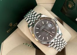 Rolex Datejust 41 126334 (1 ATM) - Grijs wijzerplaat 41mm Staal