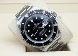 Rolex Submariner Date 16610 (1997) - Black dial 40 mm Steel case