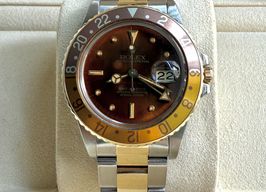 Rolex GMT-Master 16753 (1981) - Brown dial 40 mm Gold/Steel case