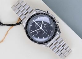 Omega Speedmaster Professional Moonwatch 310.30.42.50.01.001 (2022) - Black dial 42 mm Steel case
