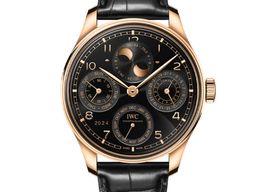 IWC Portuguese Perpetual Calendar IW503702 (2024) - Zwart wijzerplaat 44mm Roodgoud