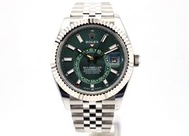 Rolex Sky-Dweller 336934 (2024) - Green dial 42 mm Steel case