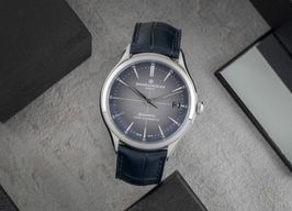 Baume & Mercier Clifton M0A10550 (Onbekend (willekeurig serienummer)) - Grijs wijzerplaat 40mm Staal