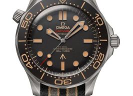 Omega Seamaster Diver 300 M 210.92.42.20.01.001 (2026) - Bruin wijzerplaat 42mm Titanium