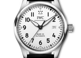 IWC Pilot Mark IW328207 (2024) - Wit wijzerplaat 40mm Staal