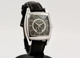 Patek Philippe Gondolo 5135P-001 (Unknown (random serial)) - Grey dial 38 mm Platinum case