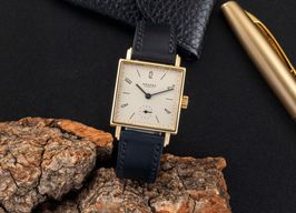 NOMOS Tetra 413 (Unknown (random serial)) - White dial 30 mm Yellow Gold case