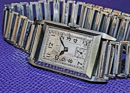 Omega Vintage Unknown (1920) - Silver dial 22 mm Steel case