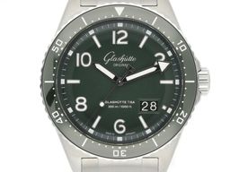 Glashütte Original SeaQ Panorama Date 1-36-13-07-83-06 -