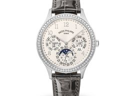 Patek Philippe Perpetual Calendar 7140G-001 (2025) - Silver dial 35 mm White Gold case