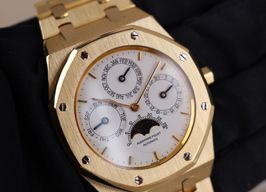 Audemars Piguet Jules Audemars 25919BC.OO.D002CR.02 (1993) - Zwart wijzerplaat 39mm Witgoud