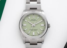 Rolex Oyster Perpetual 36 126000 -