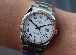 Rolex Oyster Perpetual Date 115234 -