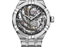 Maurice Lacroix Aikon AI6028-SS002-030-1 -