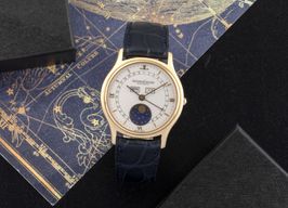 Jaeger-LeCoultre Unknown 141.119.1 (1985) - White dial 34 mm Yellow Gold case