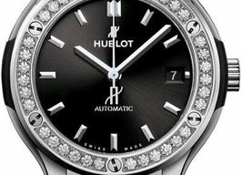 Hublot Classic Fusion 565.NX.1470.RX.1204 (2026) - Black dial 38 mm Titanium case