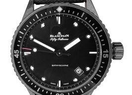 Blancpain Fifty Fathoms Bathyscaphe 5000-0130-B52A (2024) - Zwart wijzerplaat Onbekend Keramiek
