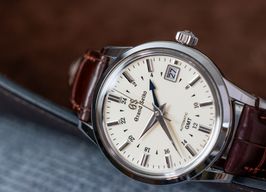 Grand Seiko Elegance Collection SBGM221 -