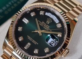 Rolex Day-Date 36 128238 (2021) - Green dial 43 mm Yellow Gold case
