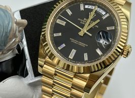 Rolex Day-Date 40 228238 (2024) - Black dial 40 mm Yellow Gold case