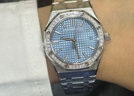 Audemars Piguet Royal Oak Selfwinding 77451ST.ZZ.1361ST.03 (2024) - Blauw wijzerplaat 34mm Staal