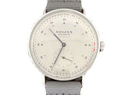 NOMOS Metro Neomatik 1165 -