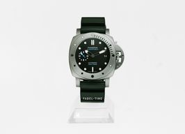 Panerai Luminor Submersible PAM02973 (2024) - Zwart wijzerplaat 42mm Staal