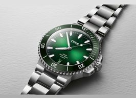 Oris Aquis Date 01 400 7790 4157-07 8 23 02PEB (2024) - Groen wijzerplaat 44mm Staal