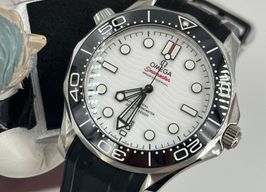 Omega Seamaster Diver 300 M 210.32.42.20.04.001 (2022) - Wit wijzerplaat 42mm Staal