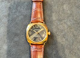 Panerai Radiomir PAM00231 (2025) - Black dial 45 mm Rose Gold case