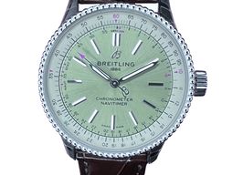 Breitling Navitimer A17395361L1P1 (2024) - Green dial 35 mm Steel case