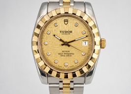 Tudor Classic 21013 (2016) - Gold dial 38 mm Steel case