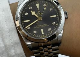 Tudor Black Bay 79660 (2023) - Black dial 39 mm Steel case