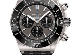 Breitling Super Chronomat EB0136251M1S1 (2024) - Grijs wijzerplaat 44mm Titanium