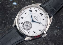 Omega Seamaster Aqua Terra 231.53.49.10.04.001 (2014) - White dial 49 mm White Gold case