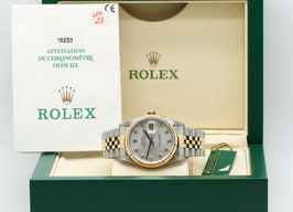 Rolex Datejust 36 16233 (2001) - Silver dial 36 mm Gold/Steel case
