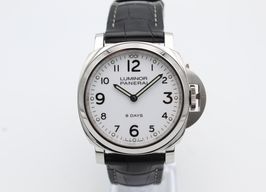 Panerai Luminor Base 8 Days PAM00561 -