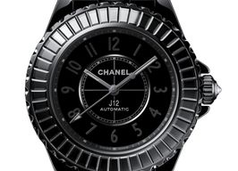 Chanel J12 H6784 (2023) - Zwart wijzerplaat 33mm Keramiek