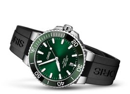 Oris Aquis Date 01 733 7732 4157-07 4 21 64FC -