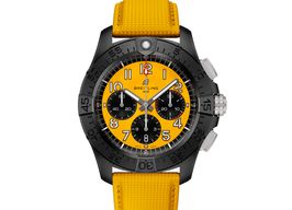 Breitling Avenger SB0147101I1X1 (2024) - Geel wijzerplaat 44mm Keramiek