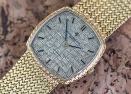 Vacheron Constantin Vintage 43006 (1979) - Gold dial 31 mm Yellow Gold case