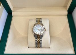 Rolex Lady-Datejust 279173 (2024) - Wit wijzerplaat 28mm Goud/Staal
