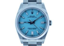 Rolex Oyster Perpetual 36 126000 -