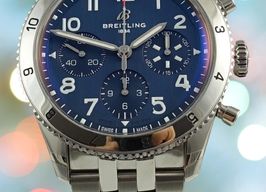 Breitling Classic AVI A233801A1C1A1 (2024) - Blauw wijzerplaat 42mm Staal