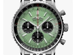 Breitling Navitimer 1 B01 Chronograph AB0138241L1A1 (2024) - Groen wijzerplaat 43mm Staal