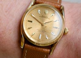 Rolex Oyster Perpetual 6593 (1956) - Champagne dial 33 mm Yellow Gold case