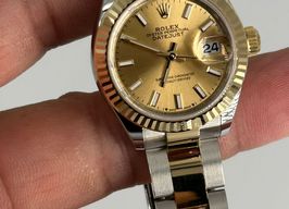 Rolex Lady-Datejust 279173 (2024) - Champagne wijzerplaat 28mm Goud/Staal